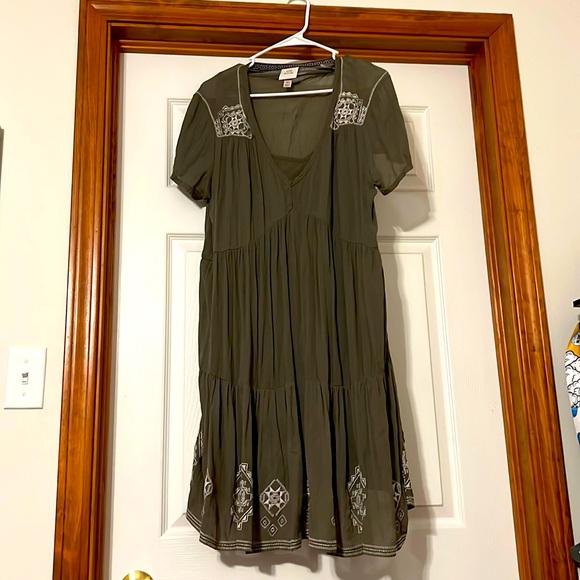 Knox Rose Dresses & Skirts - Woman’s Knox Rose boho dress, it is too short for me I am 5'10""